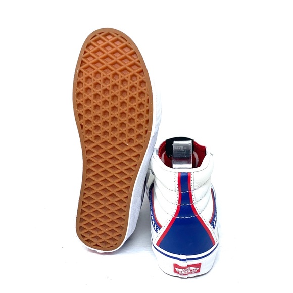 Vans - Picture 5 of 6